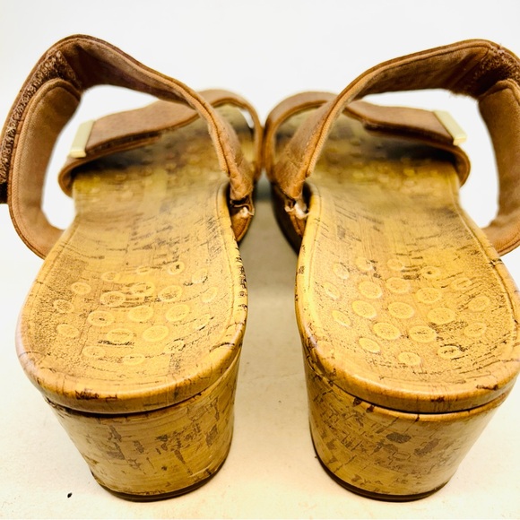Vionic Brown Snake Pepper Adjustable Double Strap Wedge Sandals, size 9 - Picture 6 of 10